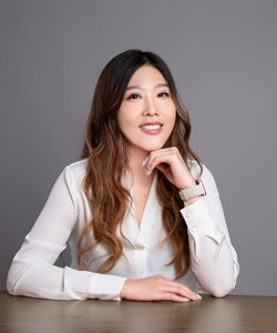 Anita Yan portrait