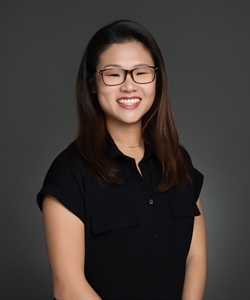 Stephanie Pound​ portrait