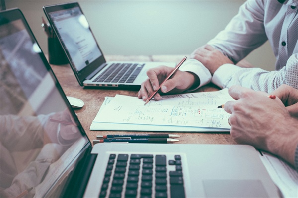 Family Offices in Hong Kong: Roles, Structure, and How to Hire