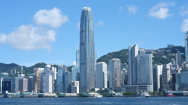 Why Hong Kong employers need a human recruitment agency in the age of AI
